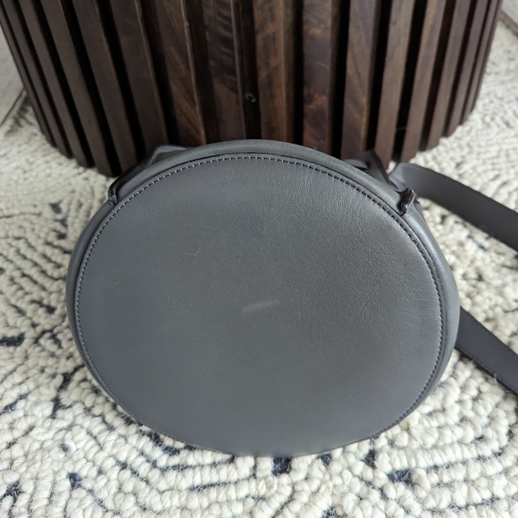 CELINE Big Bucket Bag - Picture 9 of 9